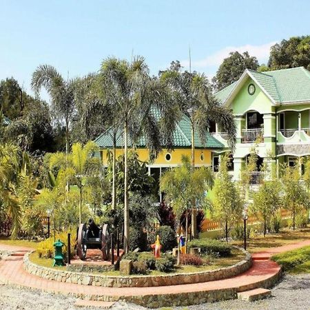 Dureme Mansion Hotel And Resort Castillejos Екстериор снимка